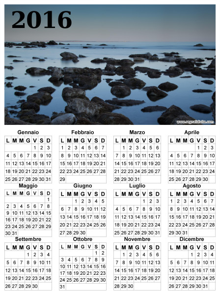 Calendario in riva al mare del 2016