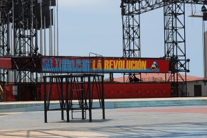 50 todo por la revolucion - L'Avana :: Cuba