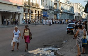 All'uscita dalla chiesa - L'Avana :: Cuba