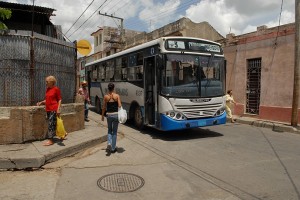 Autobus - Santa Clara :: Cuba