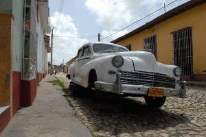 Automobile - Trinidad :: Cuba