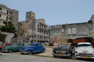 Automobili parcheggiate - L'Avana :: Cuba