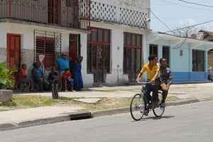 Bici in due - Santiago di Cuba :: Cuba