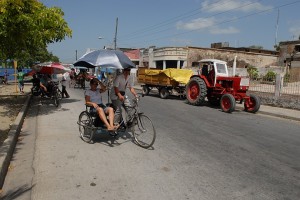 Bici taxi - Holguin :: Cuba
