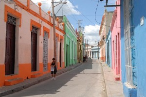 Case colorate - Camaguey :: Cuba