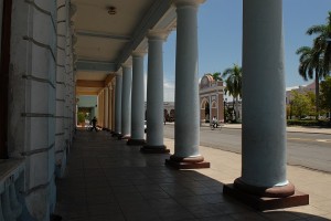 Colonne - Cienfuegos :: Cuba