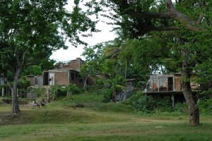 Costruzioni in mezzo alla vegetazione - Bayamo :: Cuba
