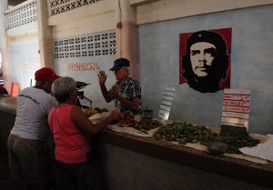 Il Che al mercato - Cienfuegos :: Cuba