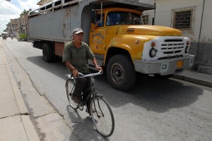 In strada - Holguin :: Cuba