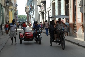 Mezzi di locomozione - L'Avana :: Cuba