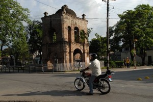 Motocicletta - Bayamo :: Cuba