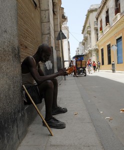 Persona seduta - L'Avana :: Cuba