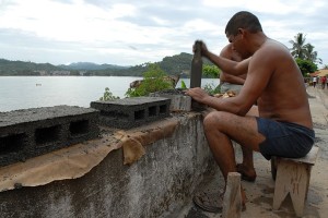 Produzione artigianale mattoni - Baracoa :: Cuba