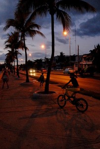 Ragazzi sul lungomare - Cienfuegos :: Cuba