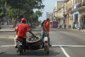 Sidecar allo stop - L'Avana :: Cuba