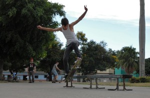 Skateboard - Holguin :: Cuba