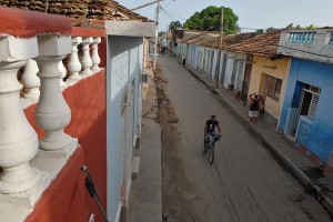 Strada - Trinidad :: Cuba