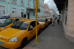 Taxi - Cienfuegos :: Cuba