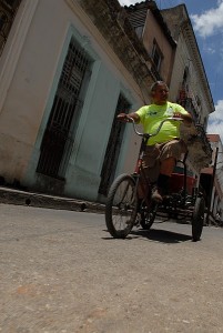 Trasporti con la bicicletta - Santa Clara :: Cuba